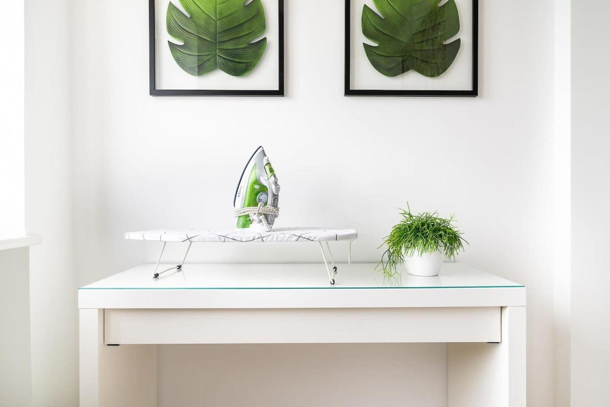 Plac Inwalidow 10 - Aesthetic Apartment By Noclegi Renters Varşovia Exterior foto
