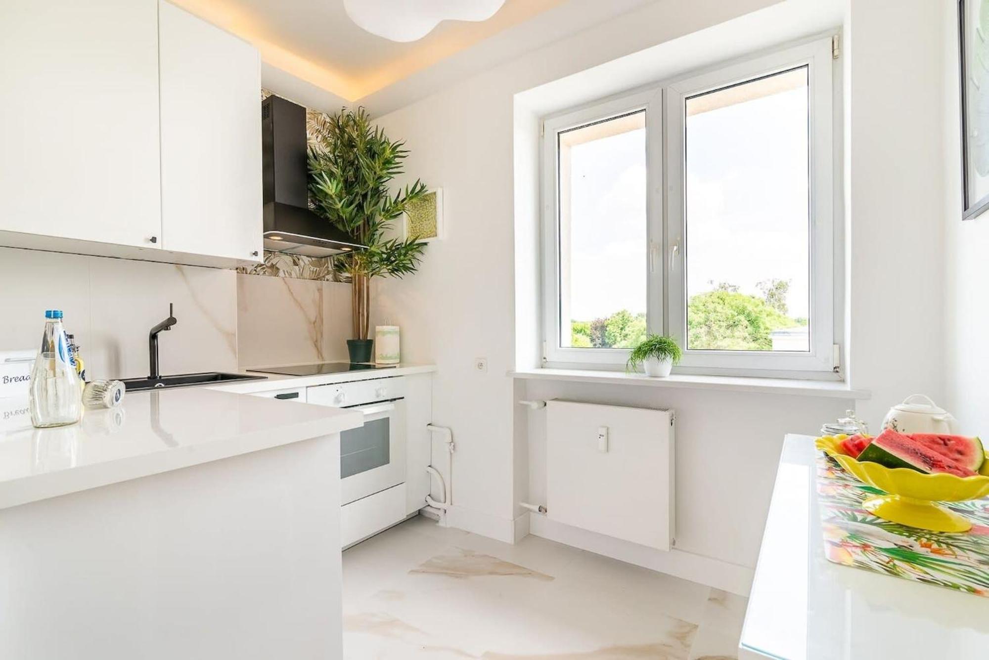 Plac Inwalidow 10 - Aesthetic Apartment By Noclegi Renters Varşovia Exterior foto